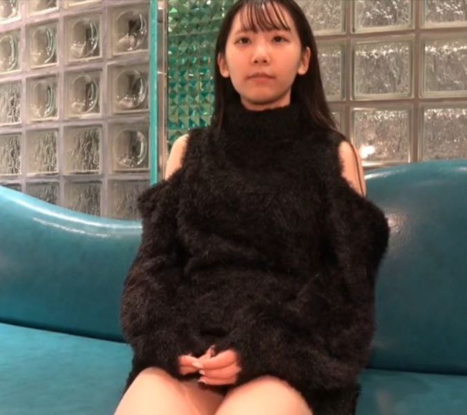 帅哥约操披肩黑网筒靴气质美女KTV玩嗨直接在包房操起来 美女边唱歌边后入猛操真爽 完美露脸